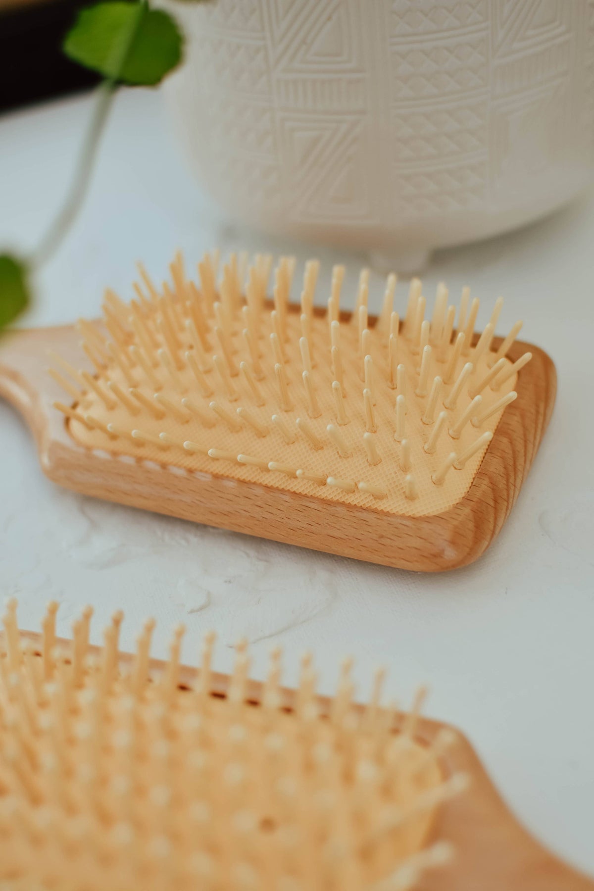 Bamboo ball tip pin hairbrush