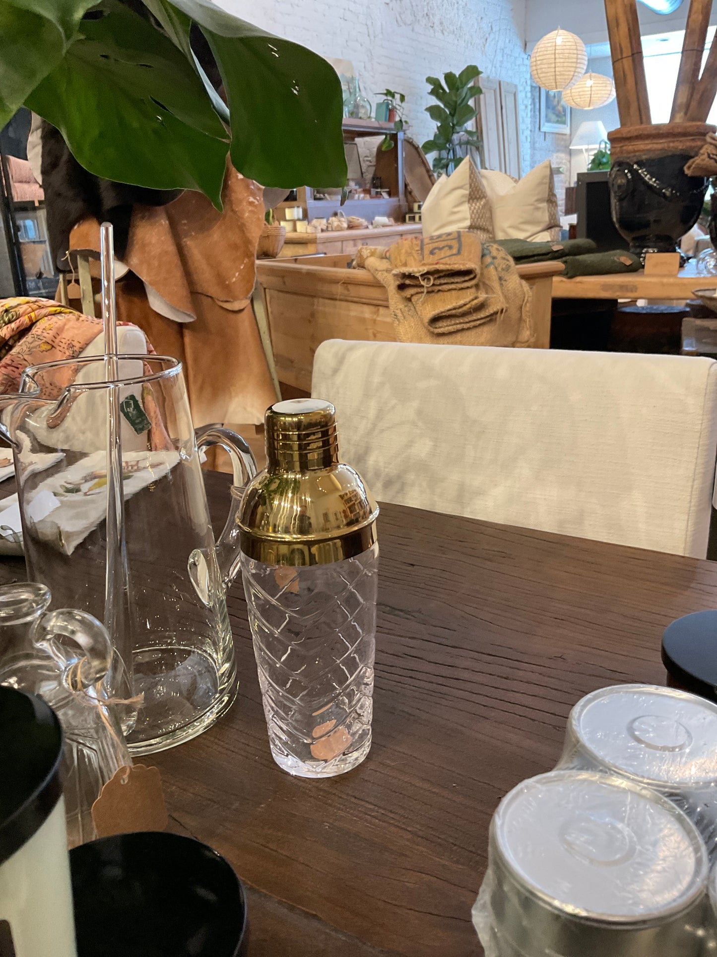 Cocktail Shaker Gold top