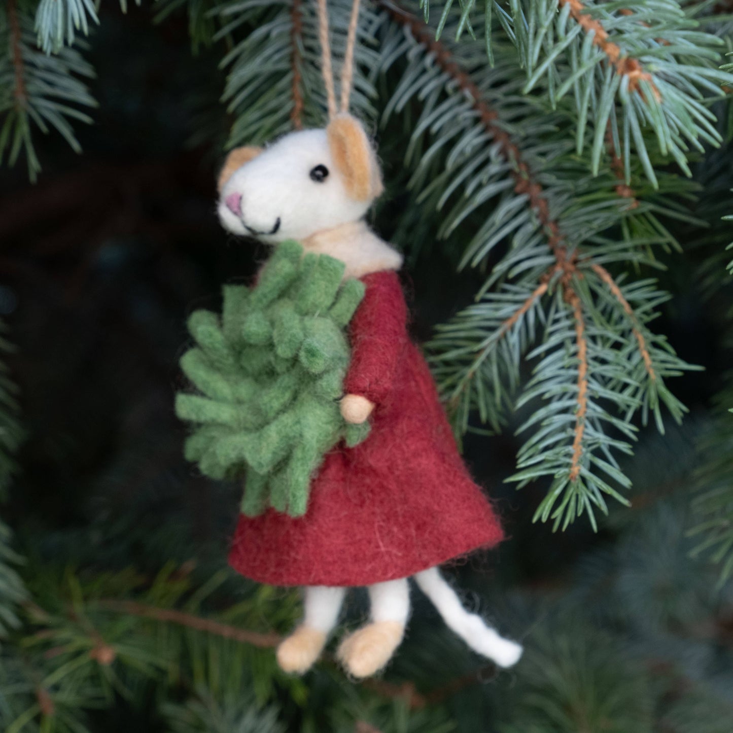 Ornament Mouse Carolers