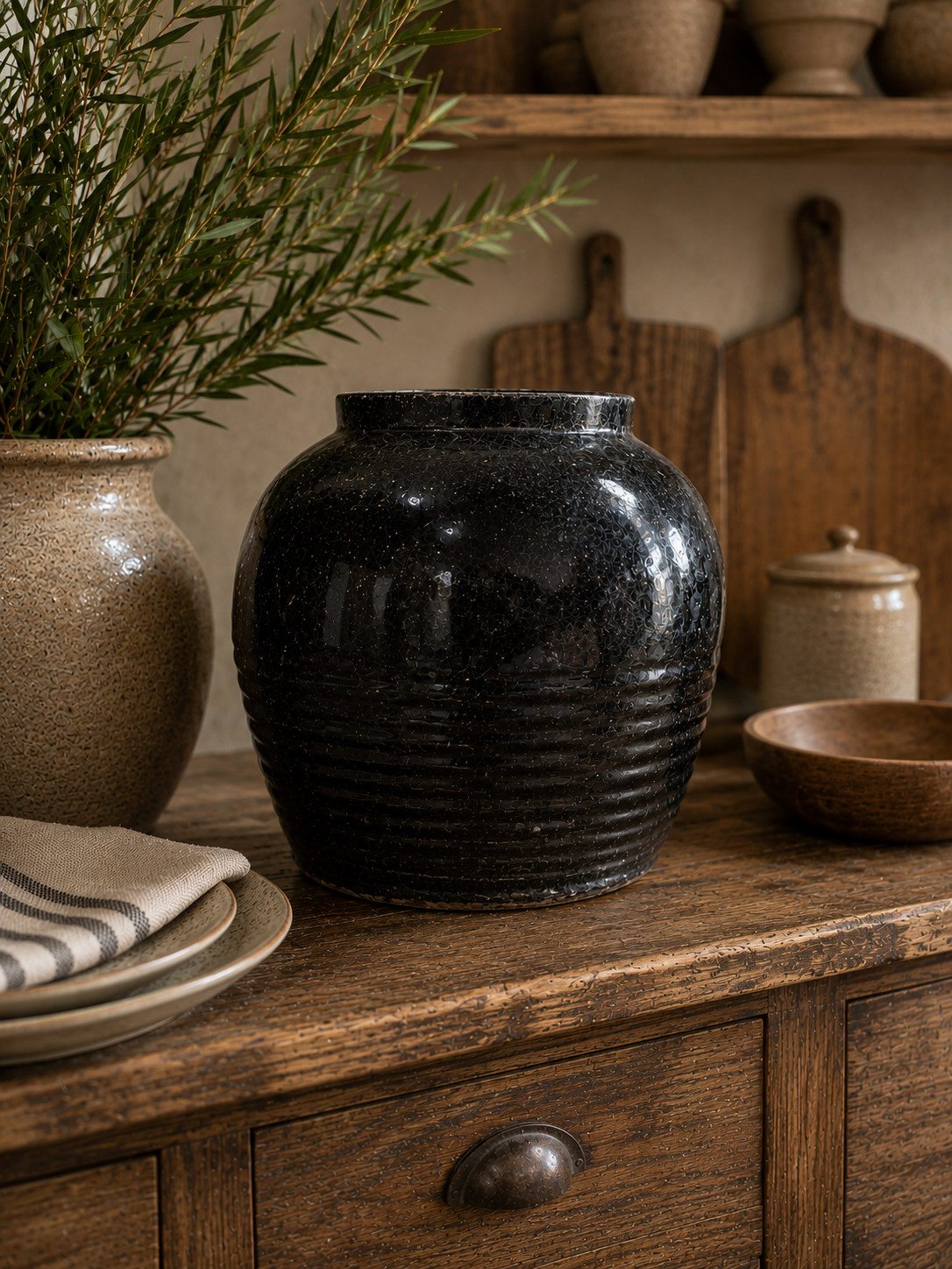 Chinese Vinegar Pot