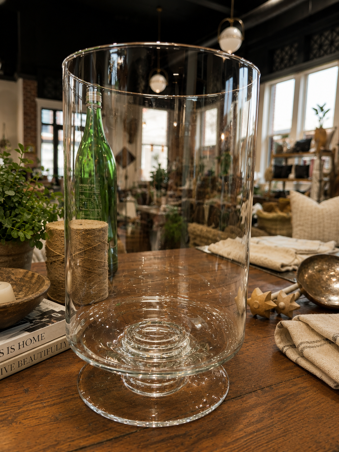Hurricane Vase
