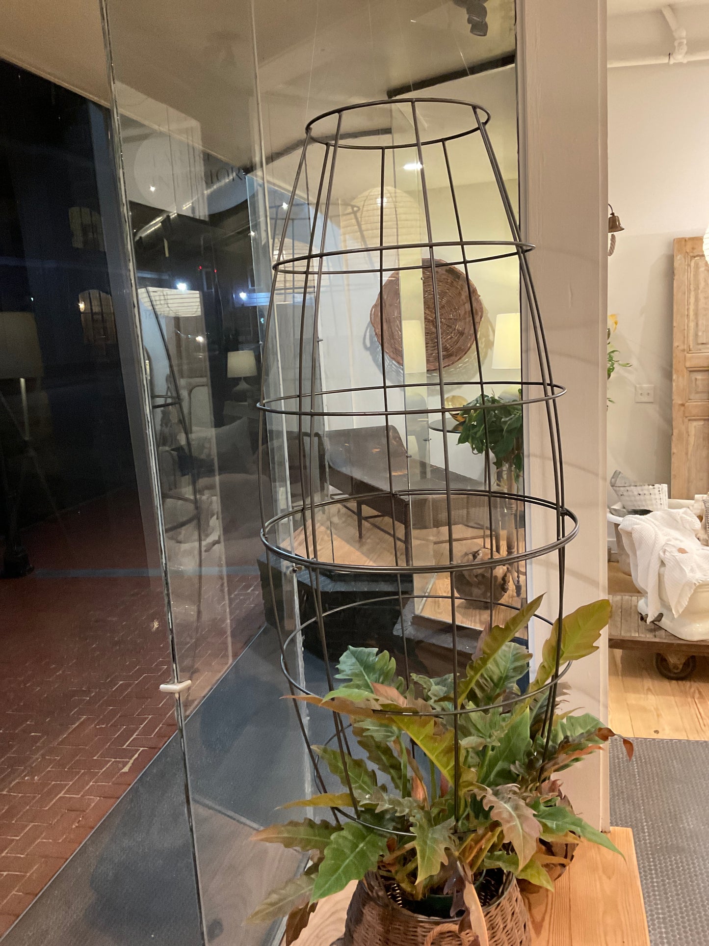 Hanging Metal Basket Xtra Lg