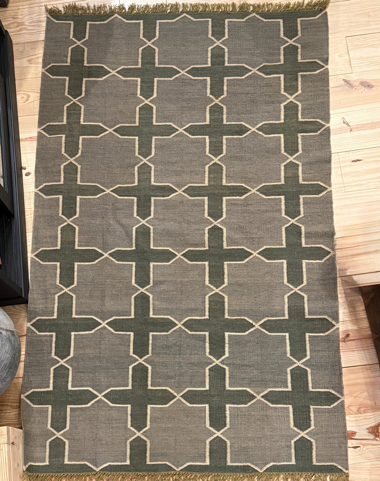 Geometric Pattern Wool Rug