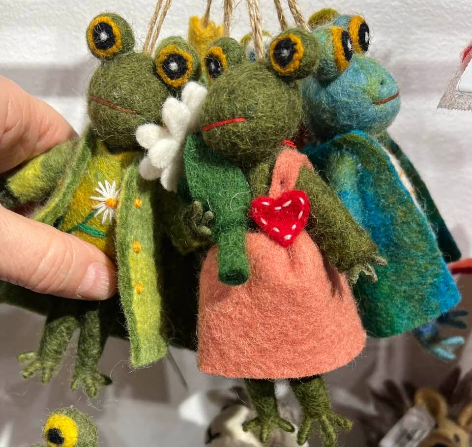 Dapper Frog ornament