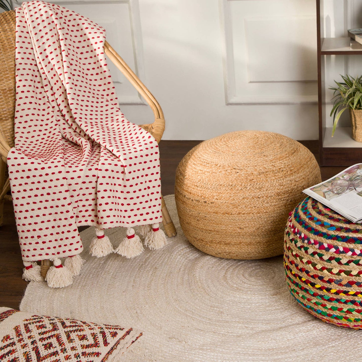 · REDEAR  Jute Circular Pouf (19.5"x19.5"x14"; Jute Natural): Jute Natural / (19.5"x19.5"x14") Pack of 1