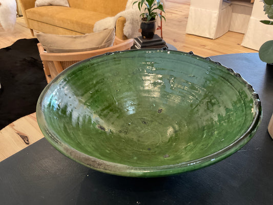 Extra large Tamegroute Footed bowl
