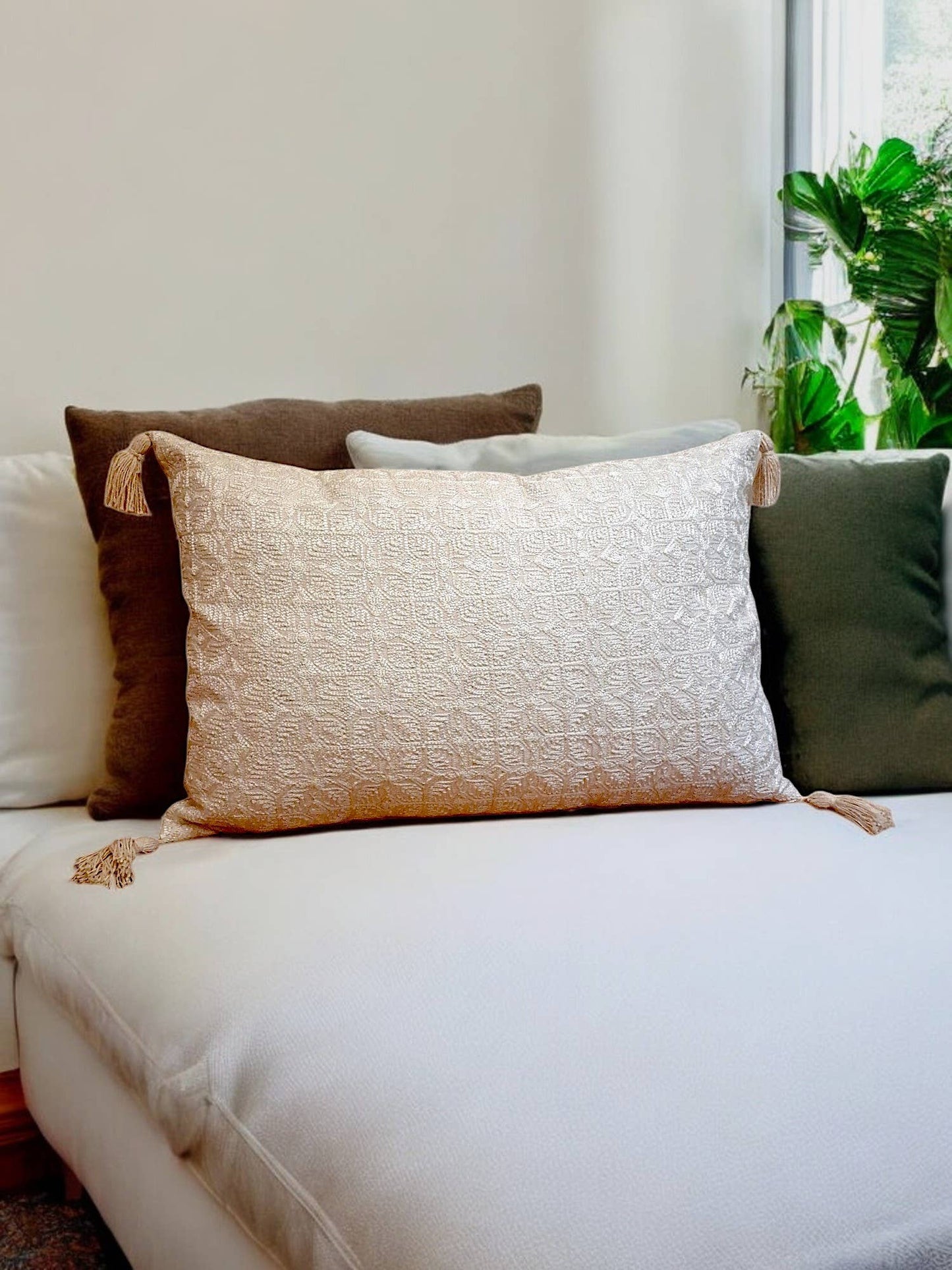 Golden Geometric Embroidery Pillowcase with insert: Without insert