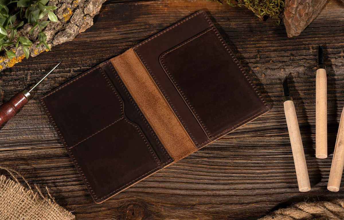 Passport Cover, Genuine Leather Passport Holder Case: Green