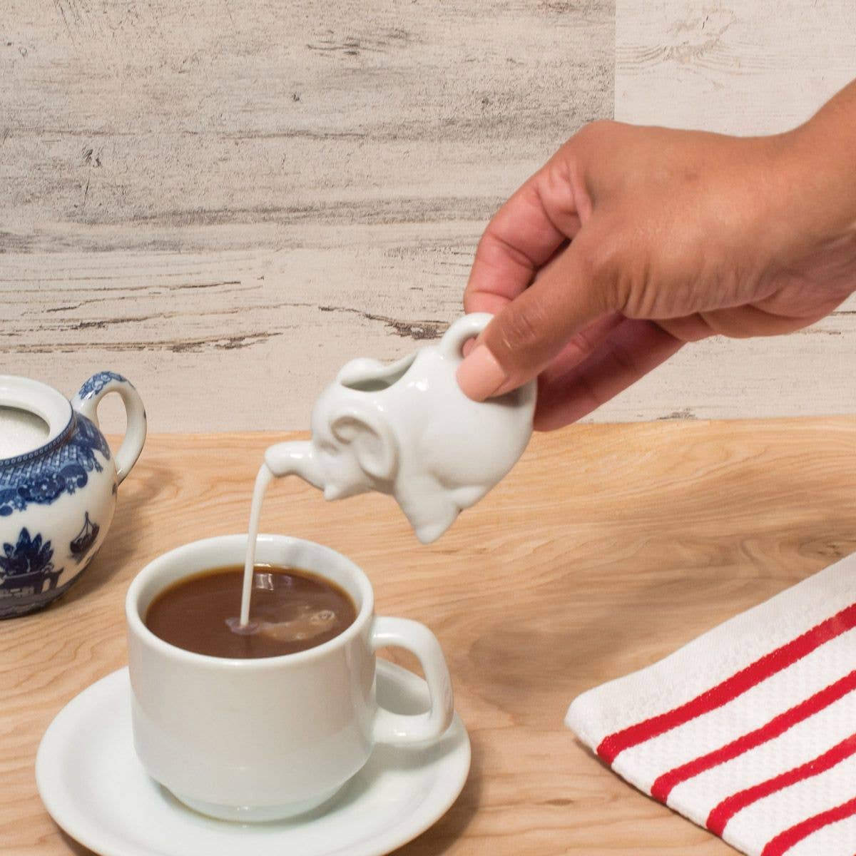 HIC Kitchen Elephant Creamer, 2oz