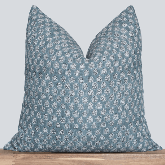 Luna Floral Block Printed Pillow Cover | Blue/Teal Green: 20'' x 20''