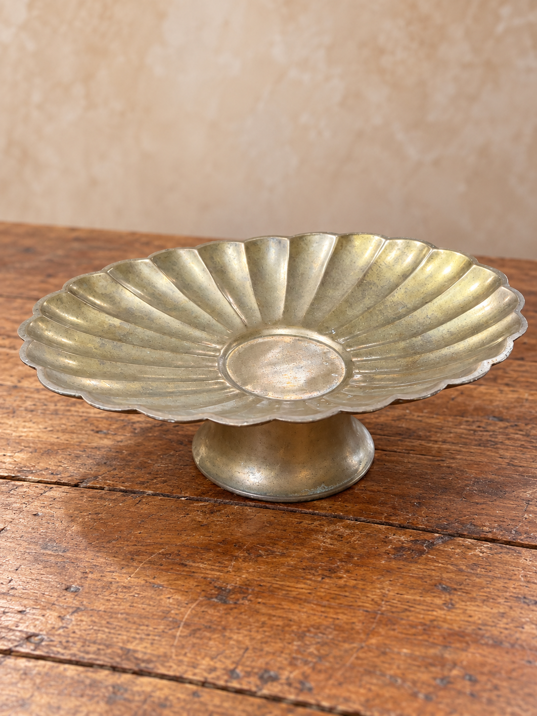 Brass Scalloped Soap Dish