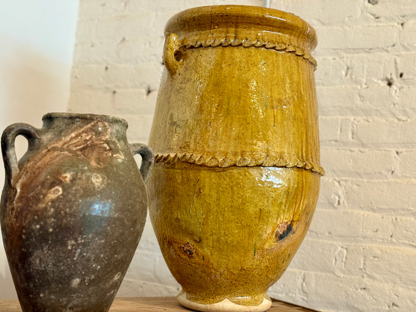 Footed Tamagrout Pot