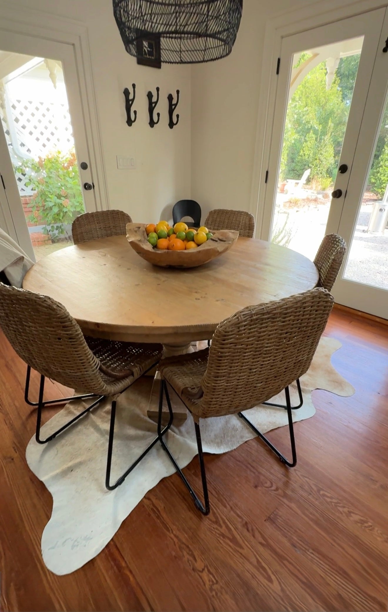 Reclaimed Wood Round Table