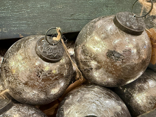 Artisan Glass Ornaments 4"