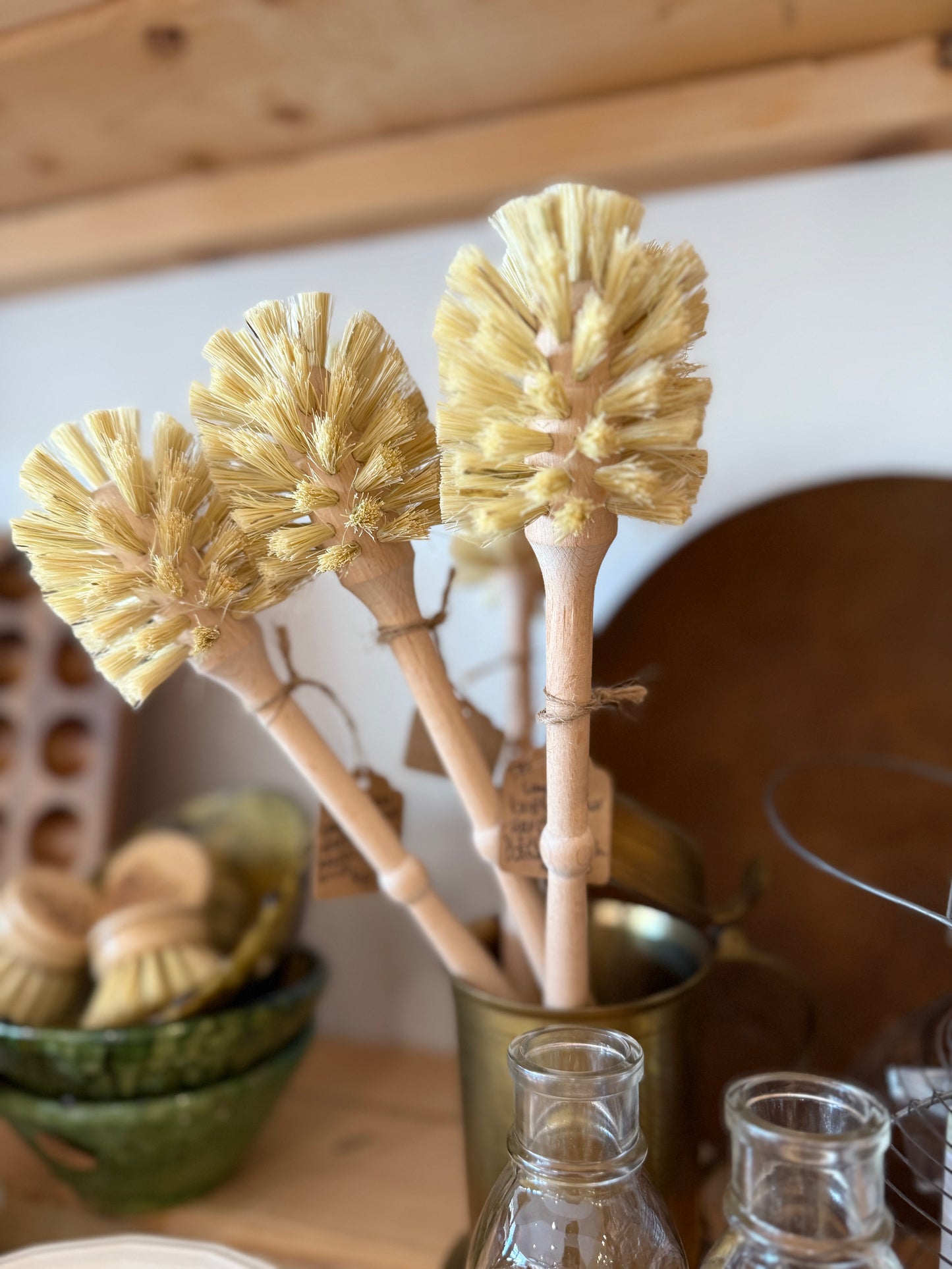 Long stem bottle brush