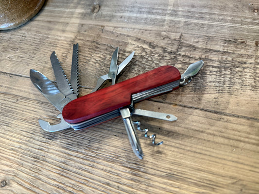 Rosewood Pocket Knife