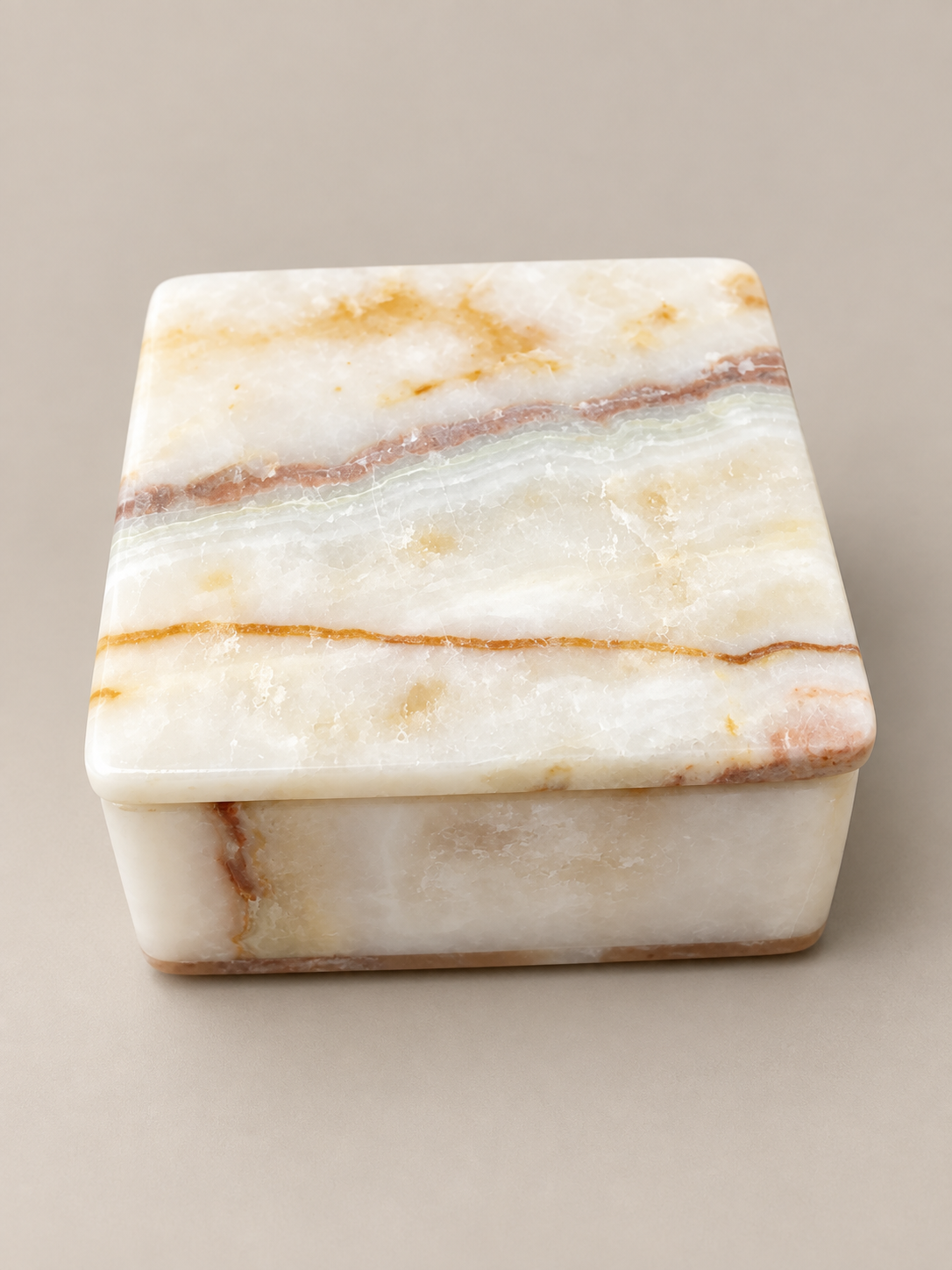 Onyx Box Square