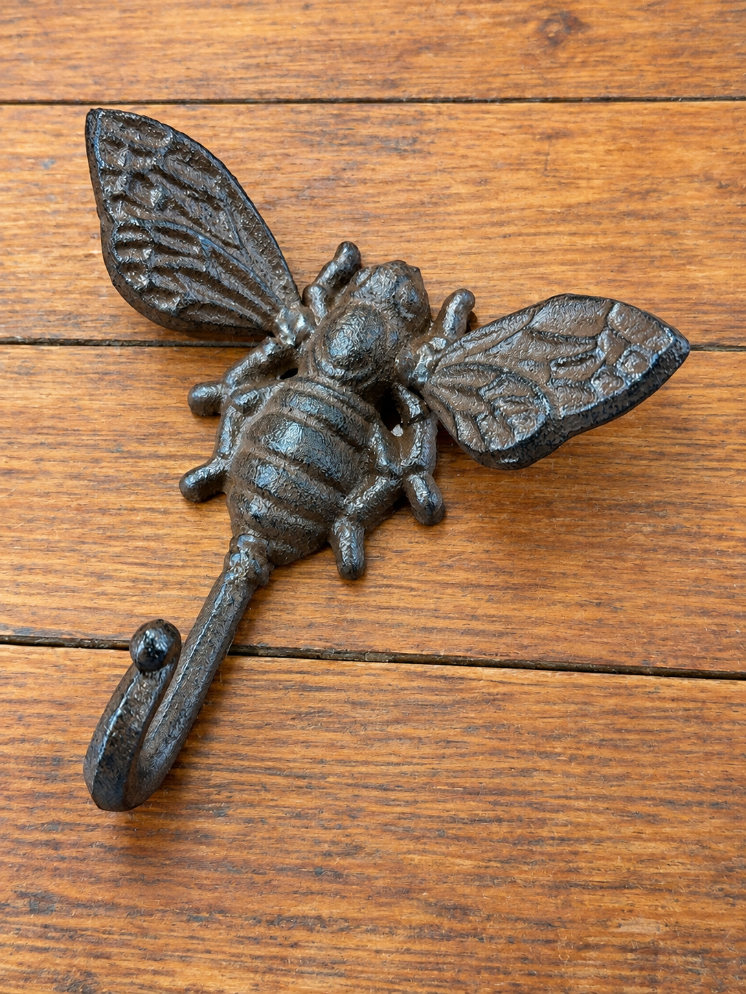 Cast Iron Bumblee Hook