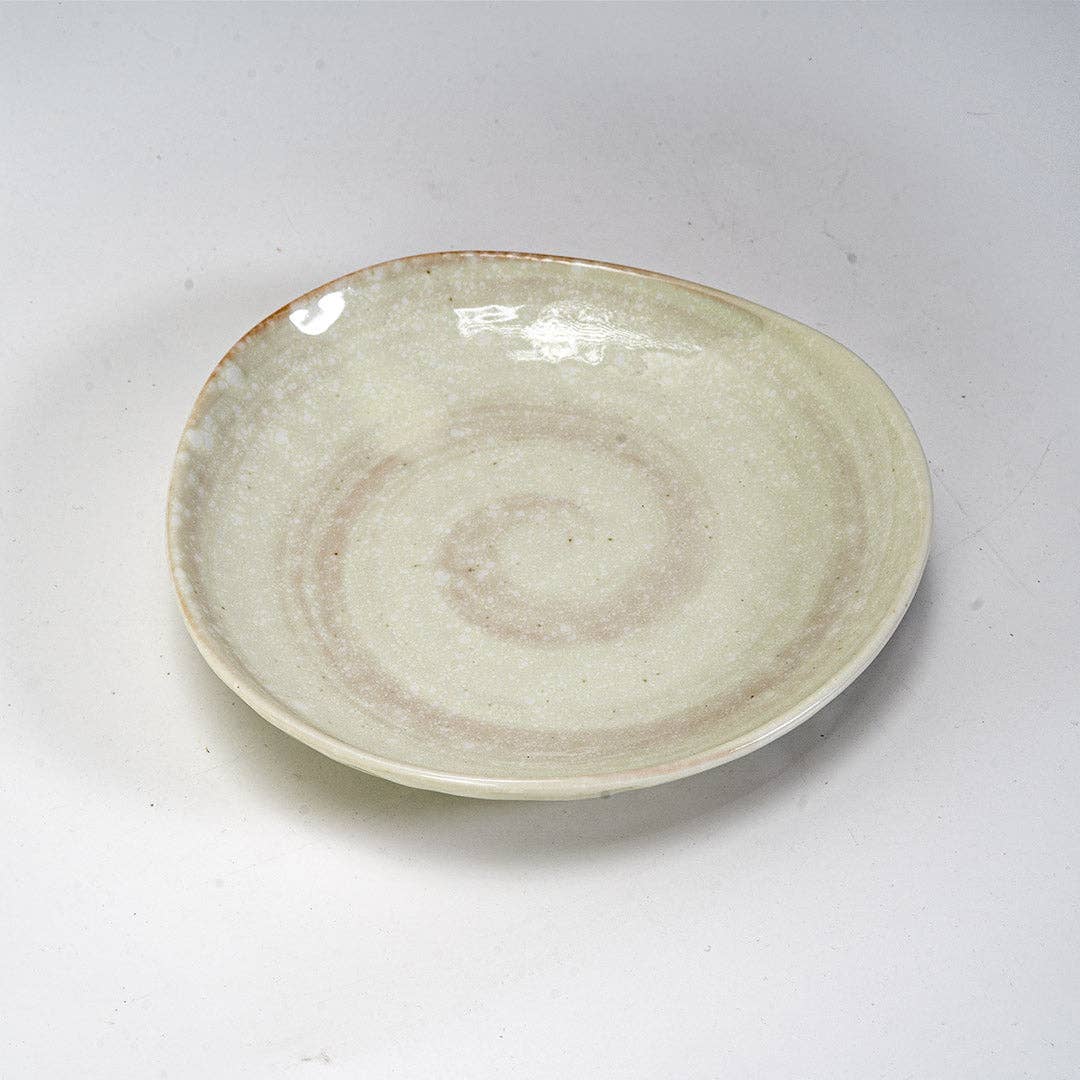 Hakeme Kobiki porcelain plate