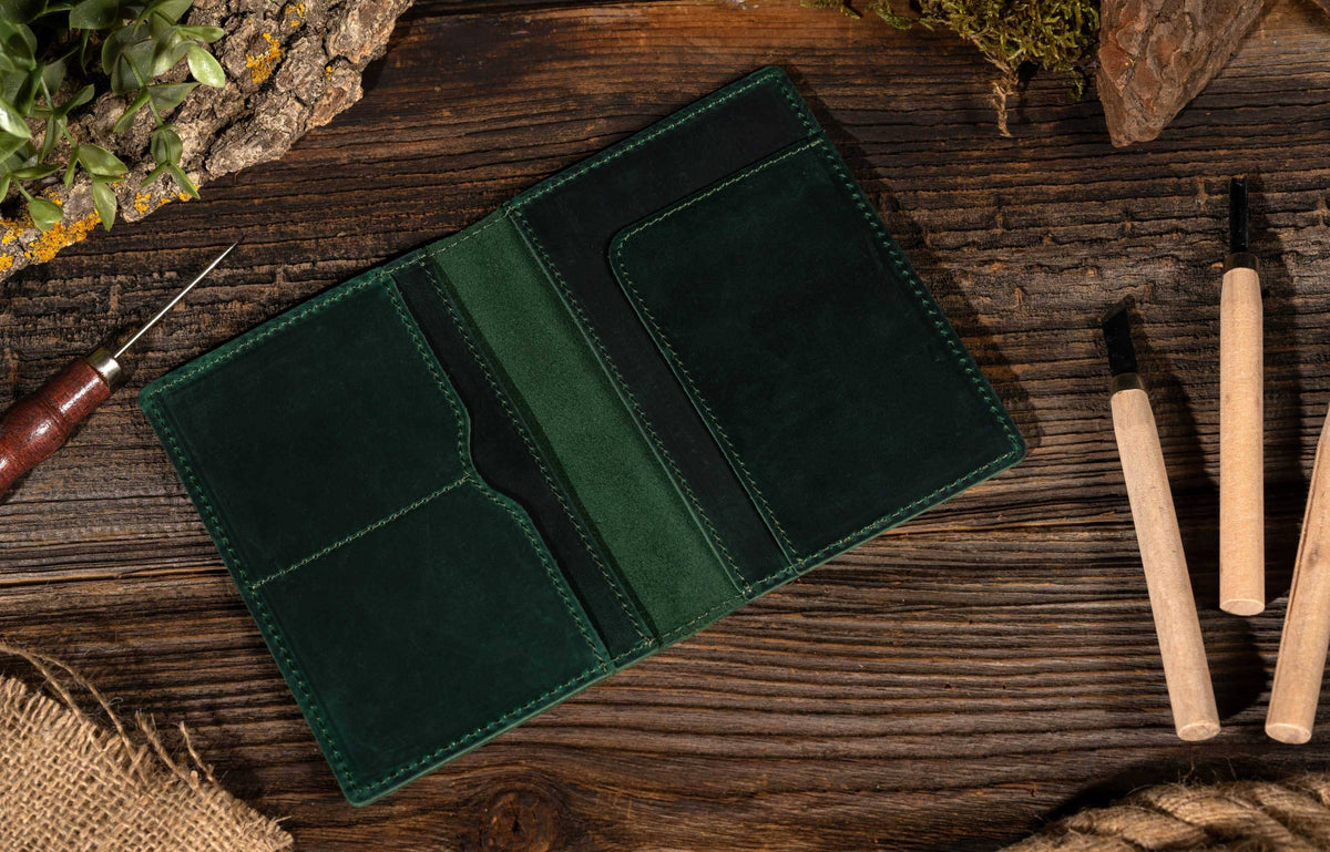 Passport Cover, Genuine Leather Passport Holder Case: Green